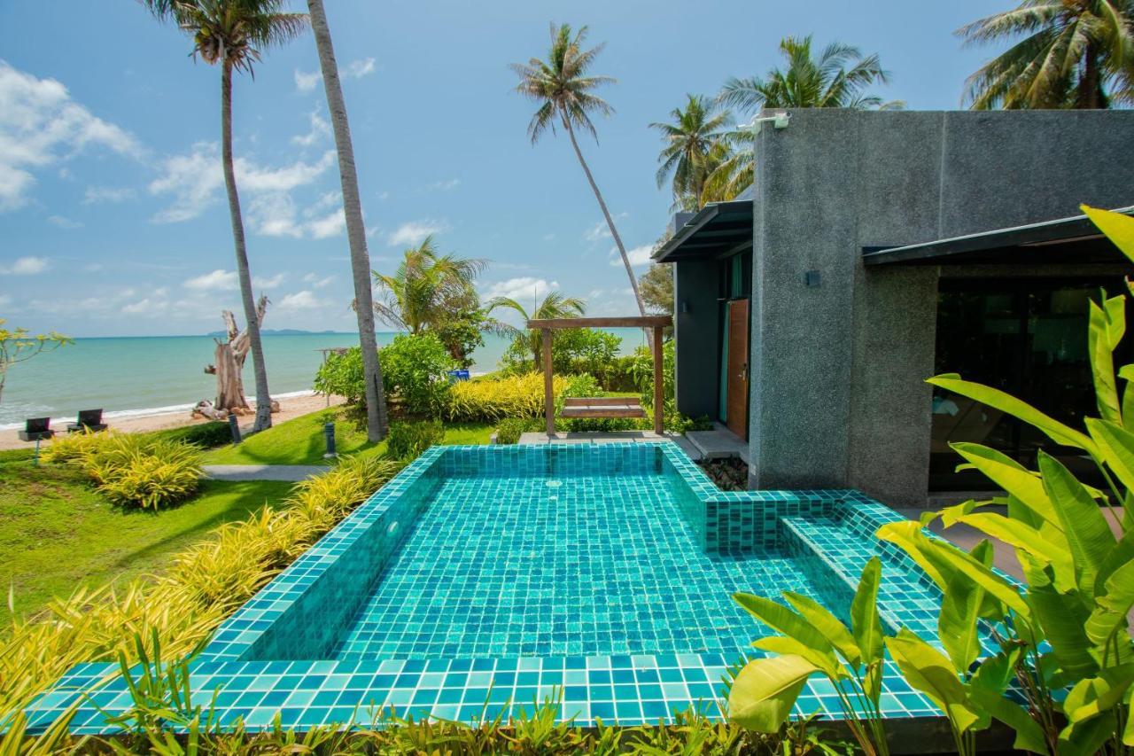Seanery Beach Resort Bang Saphan Bagian luar foto